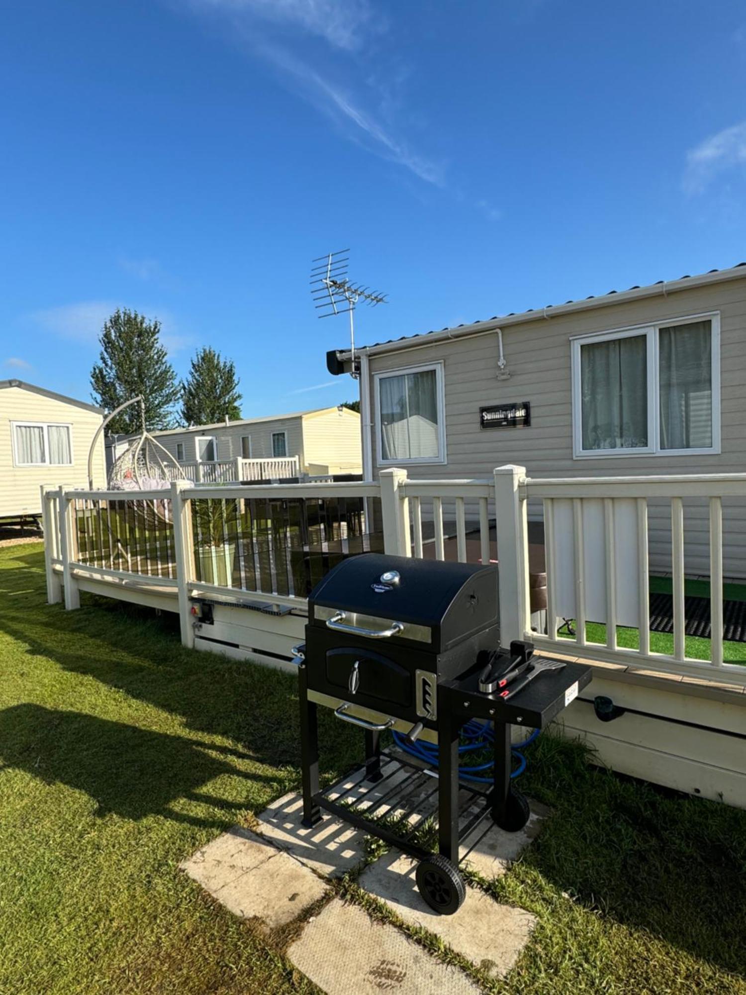 Hot Tub Retreat At Tattershall Lakes エクステリア 写真